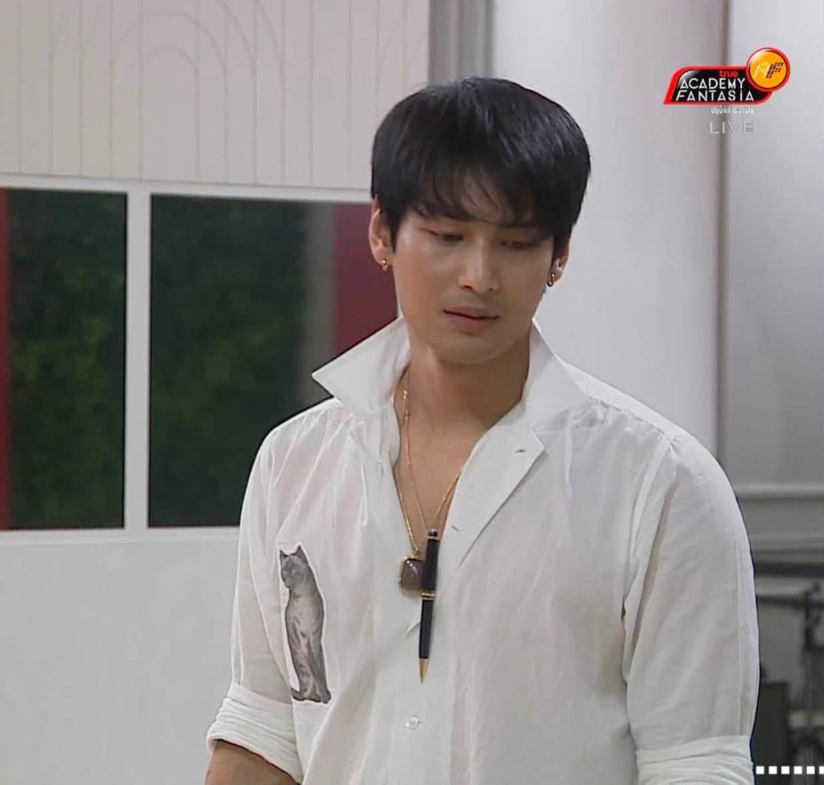 Foon555XApo555's tweet photo. “อาโป” กับบทบาทครูสอนการแสดงพิเศษ  
นอกจากช่วยแนะนำการแสดงในโชว์ของน้องๆ แล้ว
ยังช่วยส่งอารมณ์ให้น้องด้วย
.
หลายคนเห็นถึงกับถูกใจไม่น้อย จนพากันถามว่าโหวตอาโปต้องกด V ไหน 😂

ACTING TRAINER APO 

#TrueAF2026 #TrueAFthailand #BESTwithTRUE5G 
#ApoNattawin @Nnattawin1 https://t.co/ebQSbNv9Sl