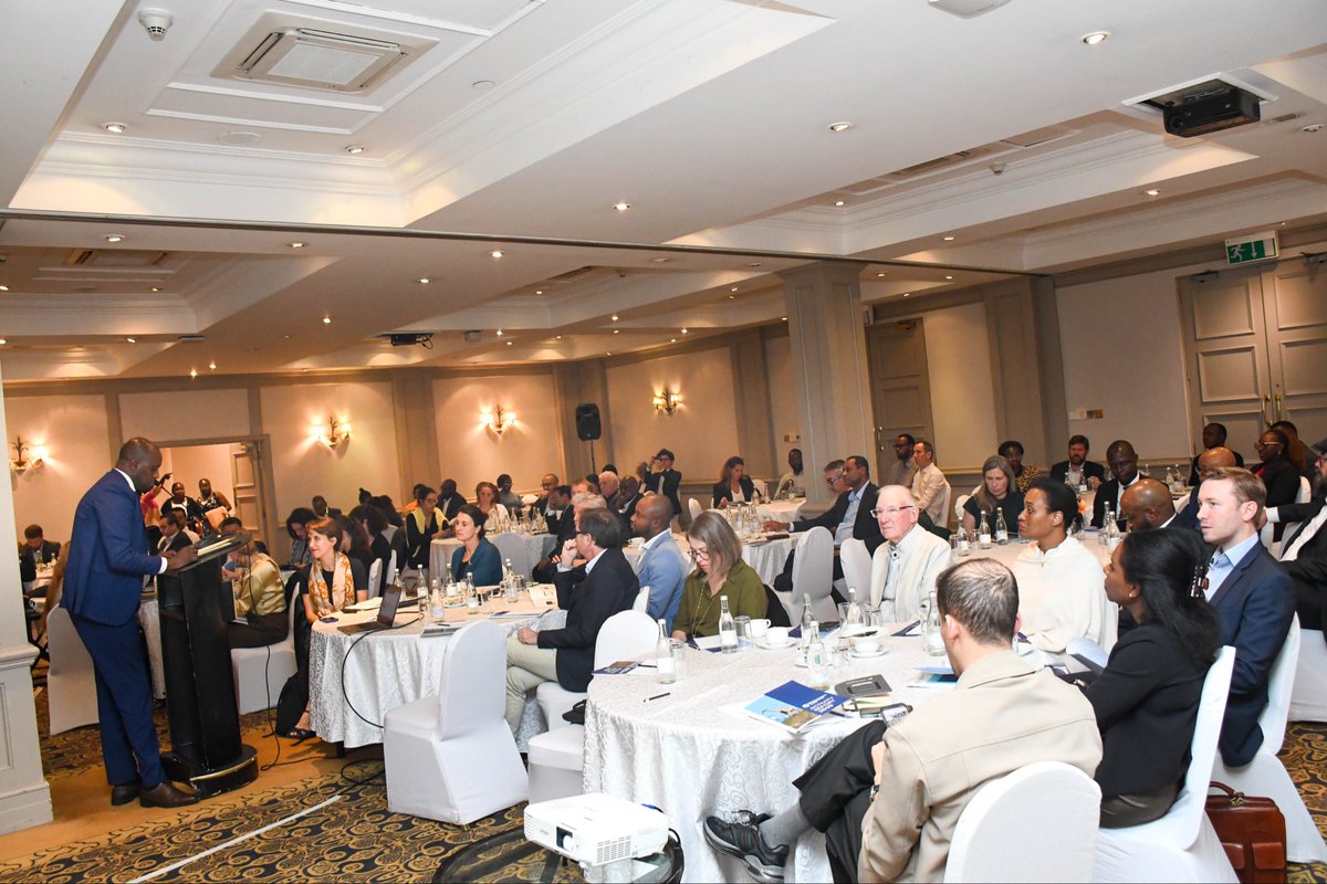 SoloMiles's tweet photo. Every month leaves behind more than photographs. With my skills i have been able to preserve conversations,the people, and the milestones that become part of an organisation's story.
#events #photography https://t.co/9B7siVBXA2