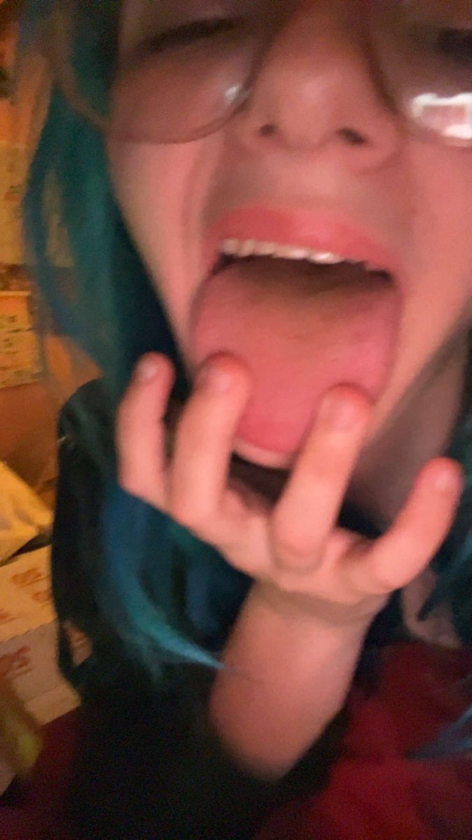 Pupville69's tweet photo. Little suprise <3 https://t.co/8bHa0TejgO