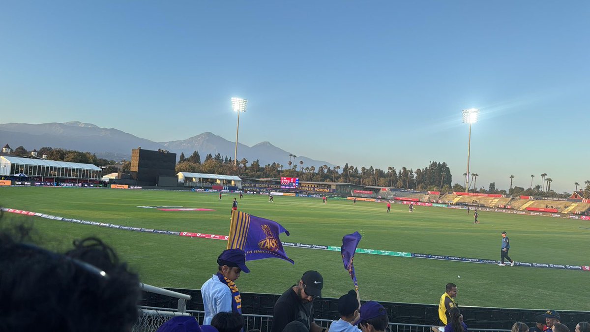 rahuldholakia's tweet photo. Fabulous experience and feeling to have your own favorite @iamsrk ‘s  stadium in Los Angeles ! My sister went for the match and she felt so proud-  Go #Knightriders ! https://t.co/zOrULeIfNG