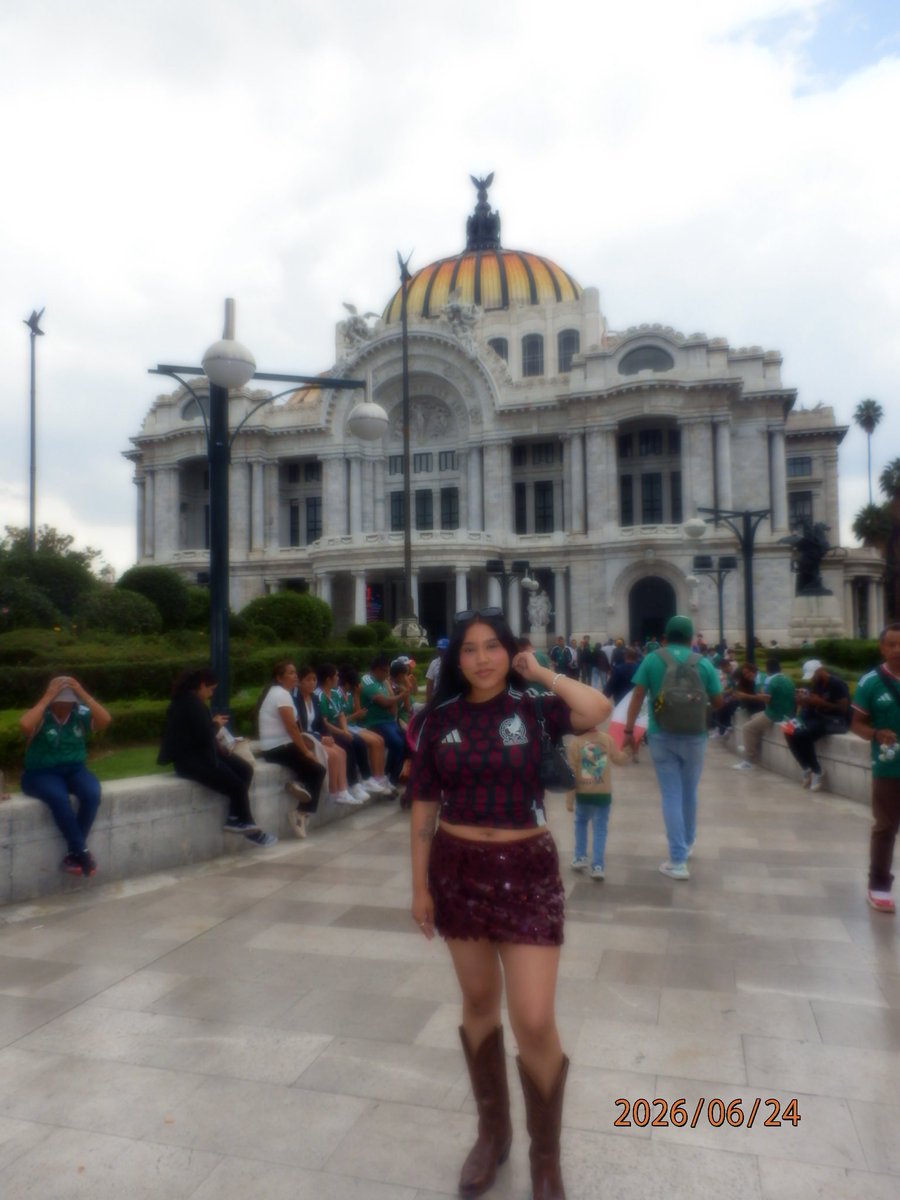 mellowpixi's tweet photo. México city https://t.co/iWBvIM7j89