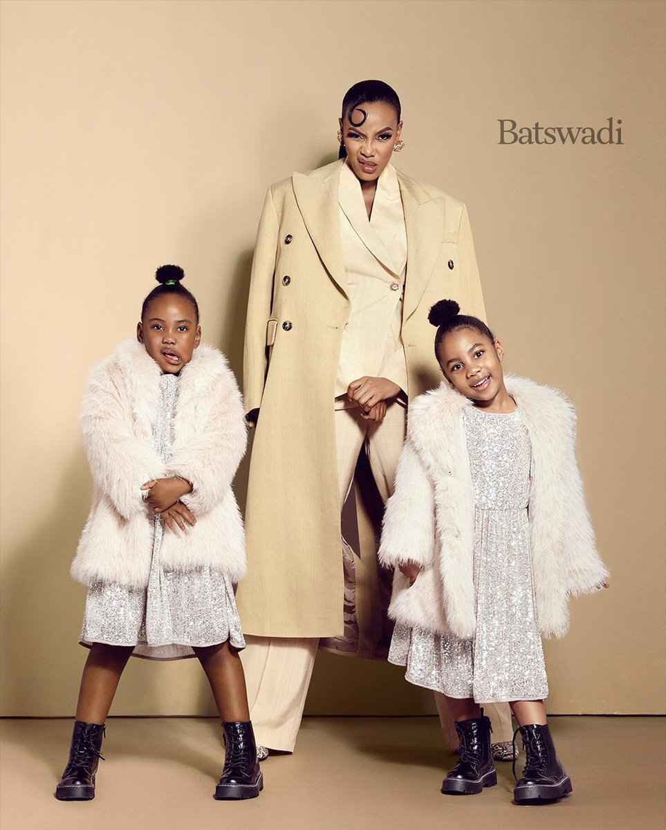 Stompzzz's tweet photo. Lootlove and her daughters🥹❤️ https://t.co/1ui3DLg4fr
