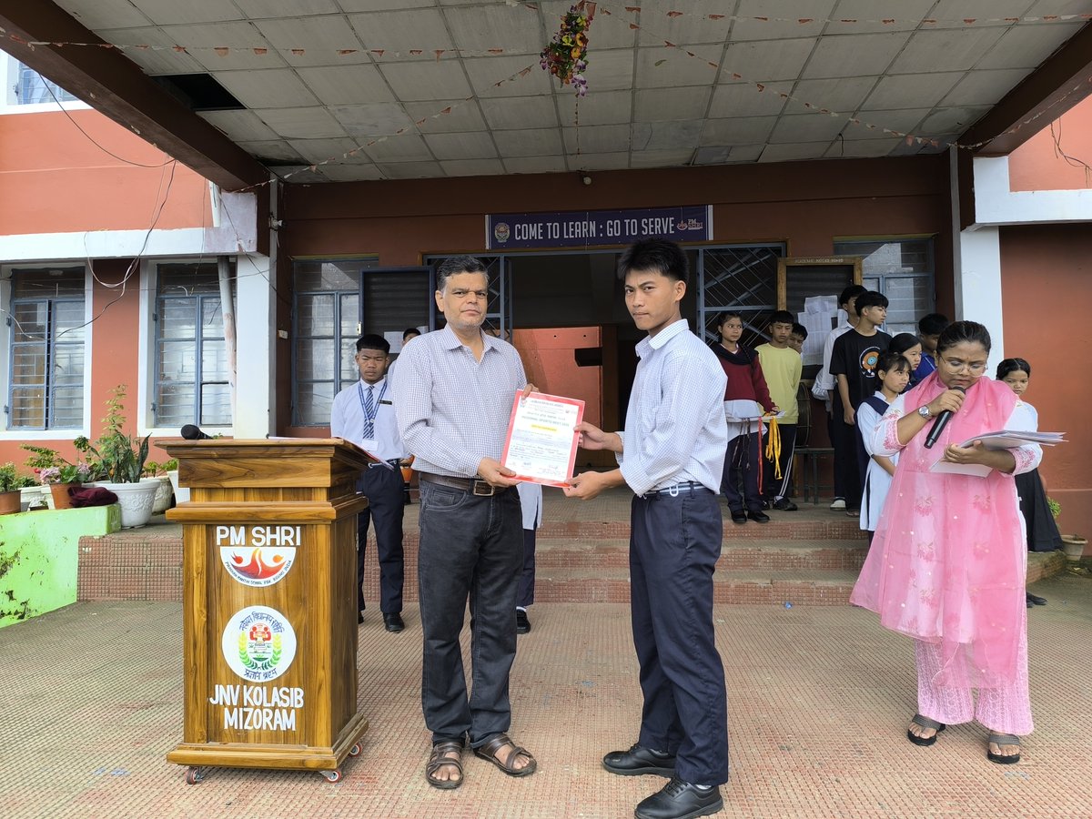 JnvKolasib's tweet photo. PM SHRI JNV Kolasib, distributed certificates and medals to the students who participated in the Regional Meet 2025–26. We are proud to announce that 6 of our students have been selected to represent the school at the National Meet in different games, bringing great honor. https://t.co/zQt3dAhqmi