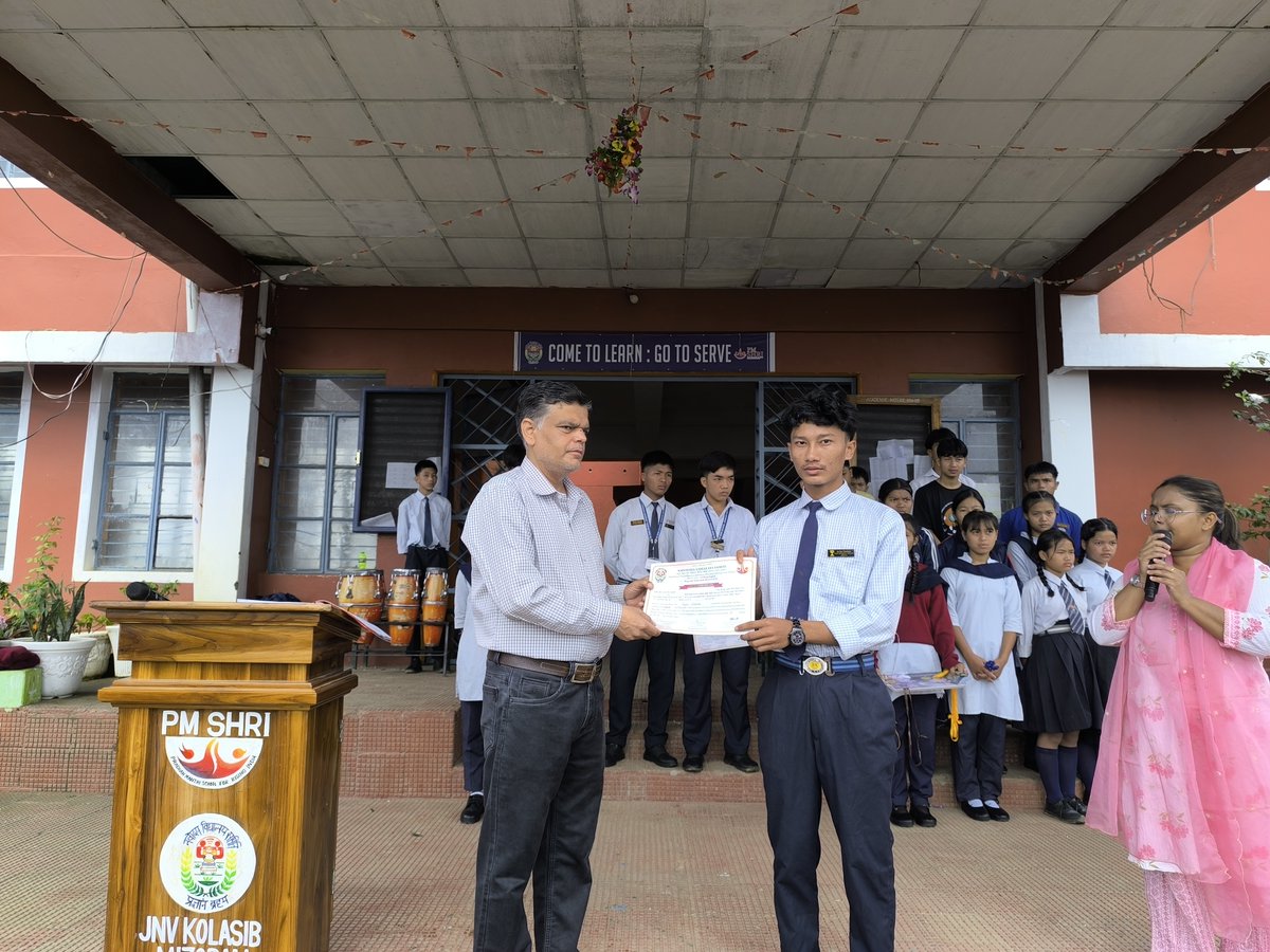 JnvKolasib's tweet photo. PM SHRI JNV Kolasib, distributed certificates and medals to the students who participated in the Regional Meet 2025–26. We are proud to announce that 6 of our students have been selected to represent the school at the National Meet in different games, bringing great honor. https://t.co/zQt3dAhqmi