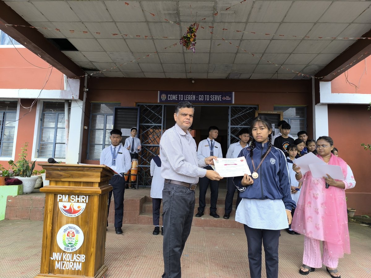 JnvKolasib's tweet photo. PM SHRI JNV Kolasib, distributed certificates and medals to the students who participated in the Regional Meet 2025–26. We are proud to announce that 6 of our students have been selected to represent the school at the National Meet in different games, bringing great honor. https://t.co/zQt3dAhqmi