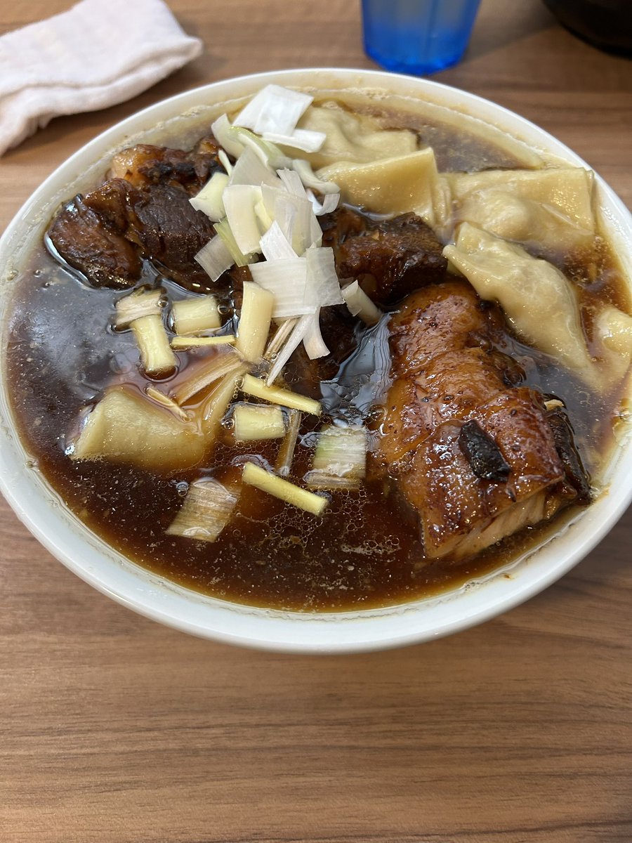 onanan_666's tweet photo. 予想以上に量があったw
腹ぱんぱん。
おいしかった https://t.co/uzUcalbL5e