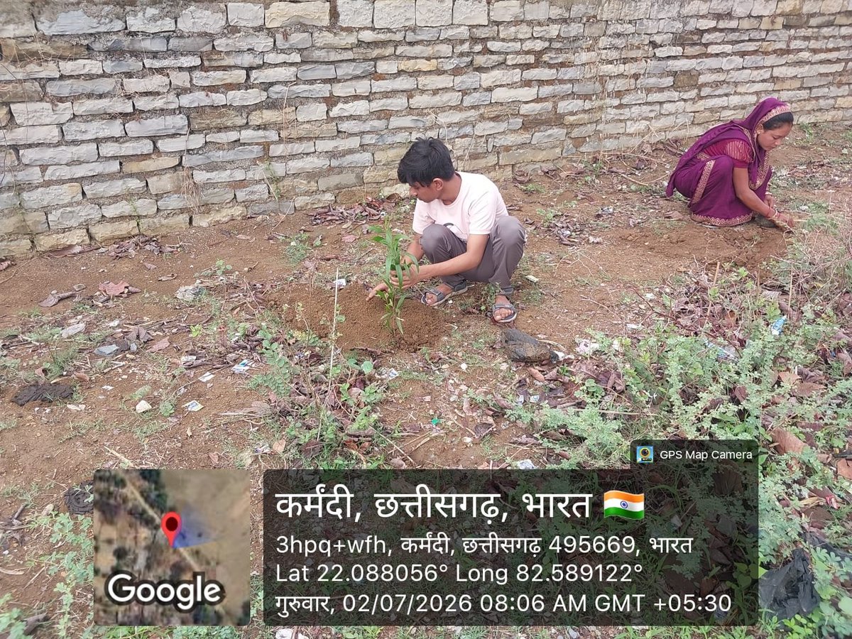 cgcboa's tweet photo. #PlantATreeFor5DaysBanking 
#5DaysBanking 
#ClimateChange
#ClimateAction 
#SHG 
#GoGreen
#HariyaliChhattisgarh 
@AIBOAOFFICIAL https://t.co/ijhi6guAaX