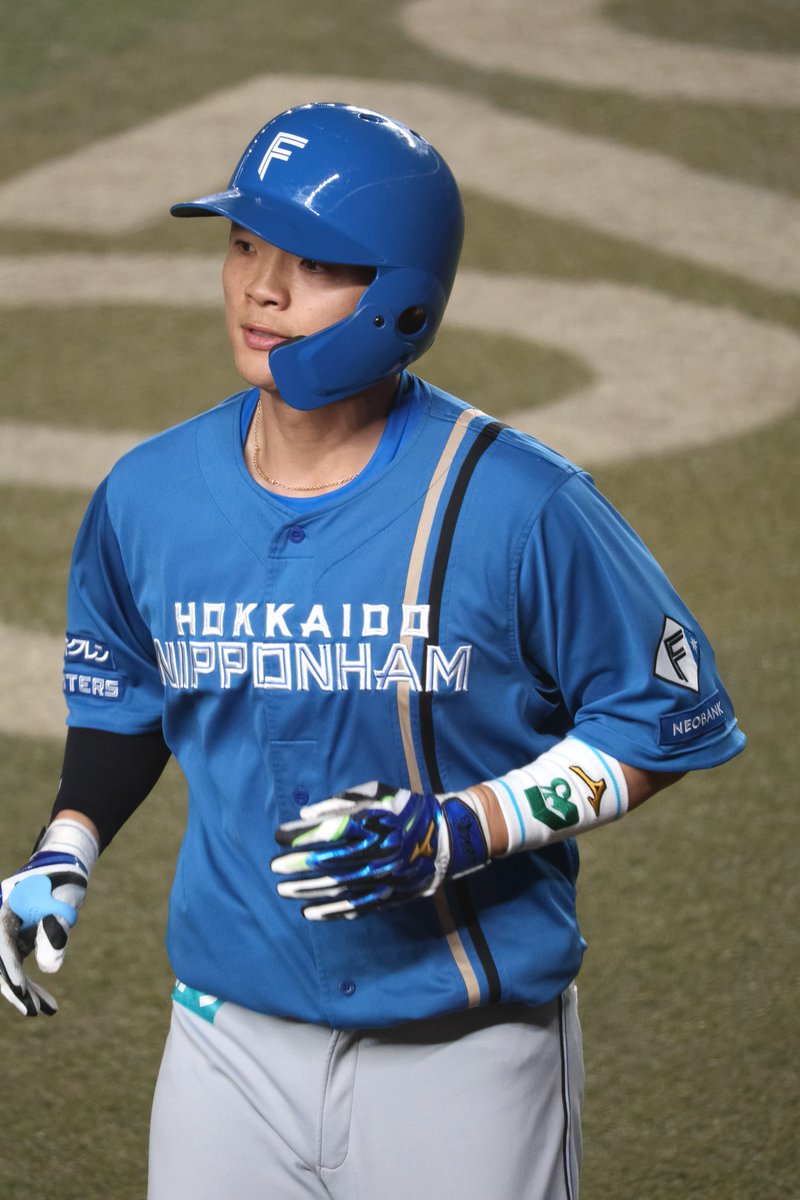 buhanasub's tweet photo. 2026.05.14 ZOZOマリンスタジアム

#郡司裕也
#lovefighters https://t.co/GkE9OdiS0o