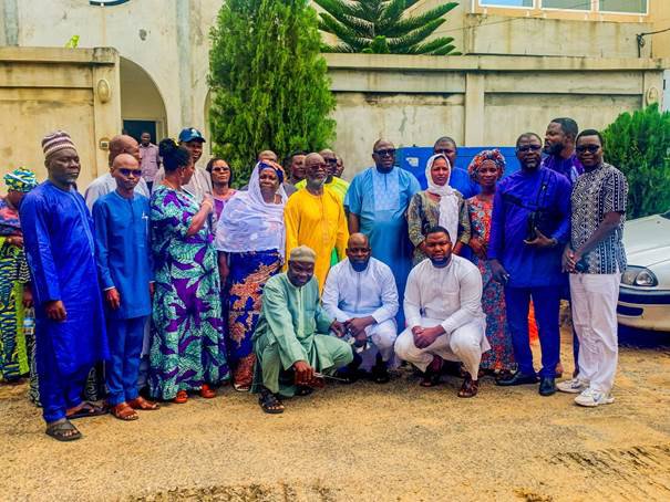 Fenapab2022's tweet photo. Les acteurs de la PNOPPA-Bénin se sont réunis en AG élective. A cette AG, les représentants des organisations membres ont élu Monsieur Athanase AGUIYA à la présidence de la plateforme. https://t.co/LA0PsOCtVL