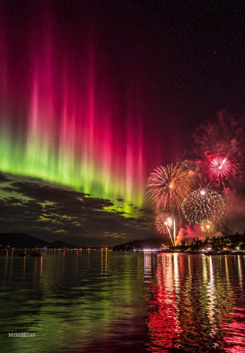 MrMBB333's tweet photo. 4TH OF JULY CME COULD LIGHT UP THE SKY

Just as millions prepare to celebrate the 4th of July, the Sun may have something extra planned.

A powerful coronal mass ejection (CME) is now headed toward Earth, with its arrival expected around the holiday weekend.

If conditions come together, we could see:

• Increased geomagnetic activity
• Northern lights reaching farther south than normal
• Minor impacts to radio communications, GPS, and satellites

If this one turns out to be stronger than expected, the night sky could look very different this 4th of July.

👇 Could nature put on its own light show this Independence Day?

#MrMBB333 #4thOfJuly #SpaceWeather #CME #Aurora