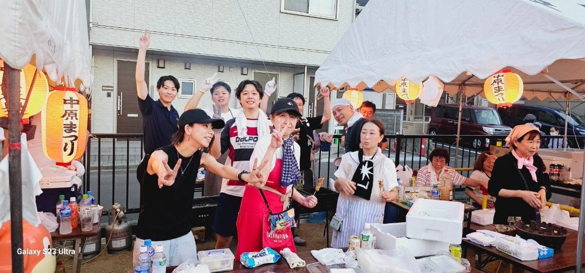 NaaahWDYL's tweet photo. 七月は焼き鳥を売る屋台姉さんになるのが
一番の楽しみかもしれない。笑
二年ぶり！ゴリゴリに売り捌くぞ🫠 https://t.co/gDU6tHvMYo