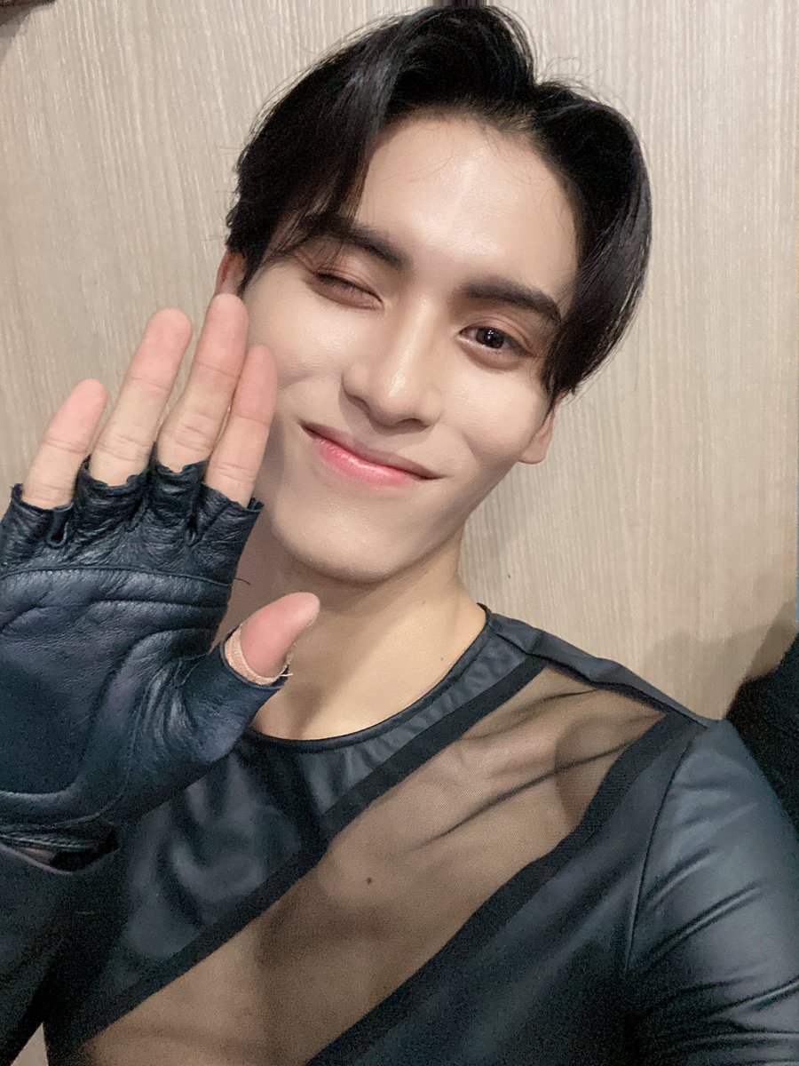 halu_day0303's tweet photo. 260702

항상태양이편💚.
D-427

#SF9 #에스에프나인 #유태양 #YOOTAEYANG https://t.co/nB5YZWeOm0