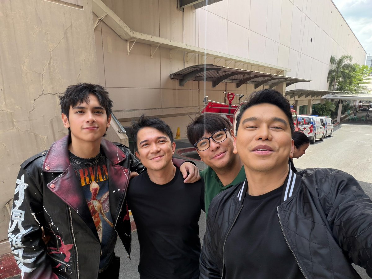 roxsantos's tweet photo. Team Heath! ❤️ It was so nice seeing you, Heath! https://t.co/69GUxVabVM