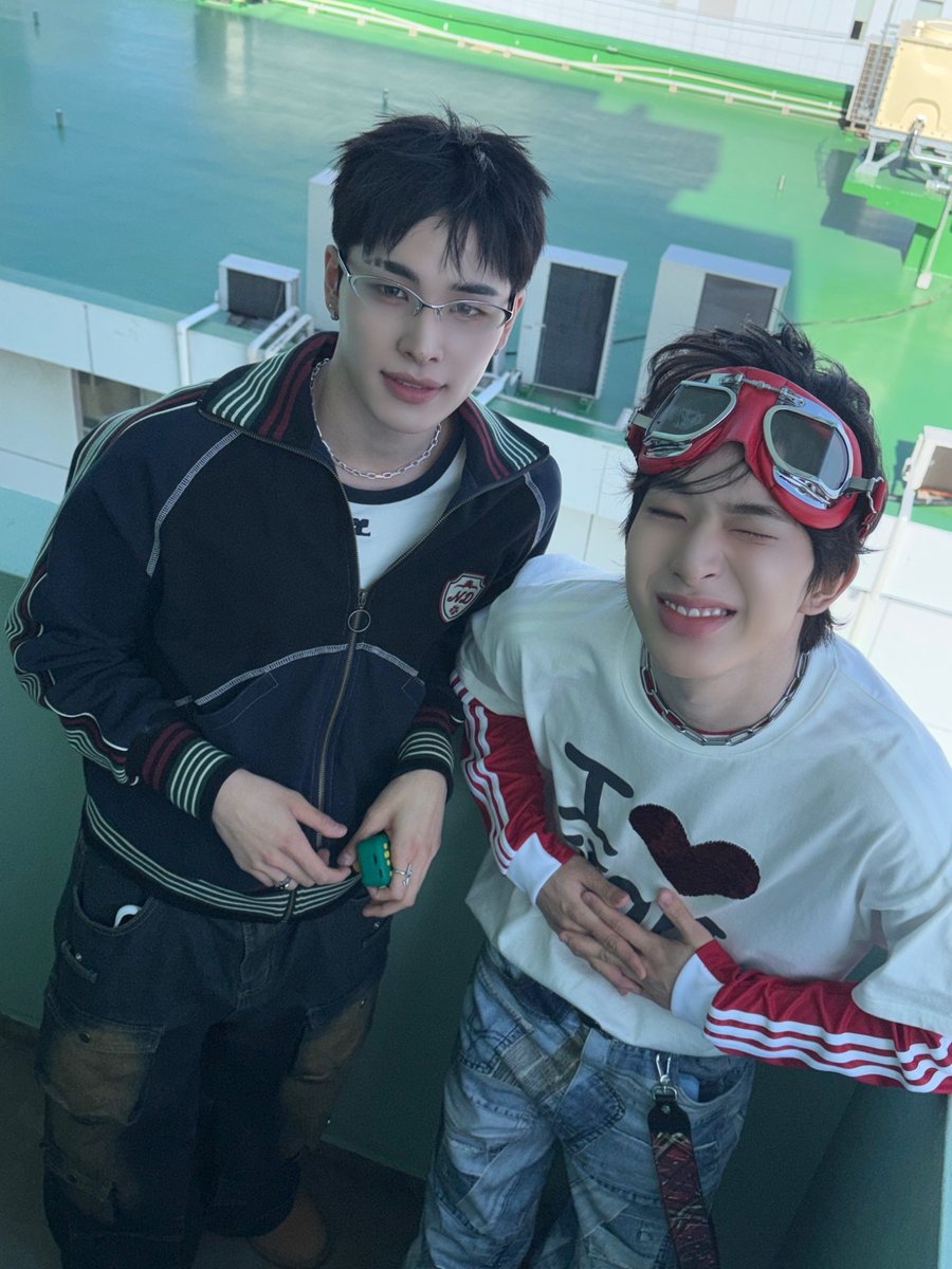 NEXZ_official's tweet photo. Cawaii NEXZ📸

#NEXZ 
#Hellmate #NEXZ_Hellmate https://t.co/1LDto6dG4y