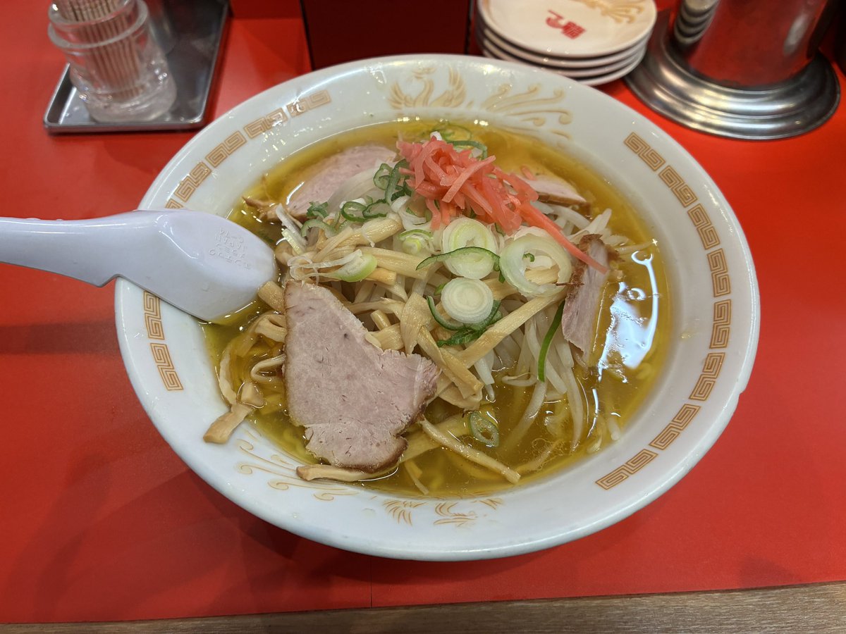 bdrivn's tweet photo. 遅くなり申し訳ありません。
6月の麺活です。
ご査収下さい。

リンガーハット　笹塚
　長崎チャンポン

一龍　下北沢
　もやし麺

一蘭　下北沢
　とんこつラーメン

百日紅　新宿
　朝ラーメン(醤油)

↓
#麺活 https://t.co/320irQqeSd