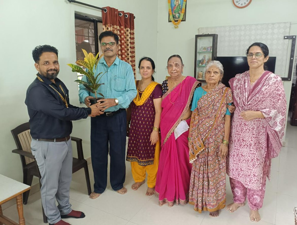 ritindia1983's tweet photo. Celebrating Success, Right at Their Doorstep! 📷📷
The Department of Mechatronics Engineering proudly felicitated our campus-placed students at their homes, recognizing their hard work, dedication, and remarkable achievements.
#MechatronicsEngineering #CampusPlacement https://t.co/eCejd5uffw