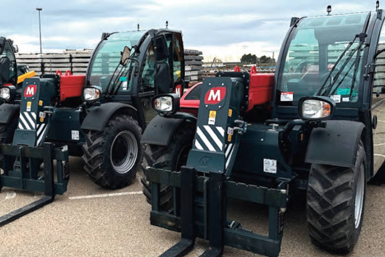 op_machinery's tweet photo. @Euro_Auctions : alta demanda de compradores en Zaragoza. ¡Hace falta máquinas!
#maquinas #maquinaria #subastas
https://t.co/NHD4vXfNuY https://t.co/h2KtePZUR6