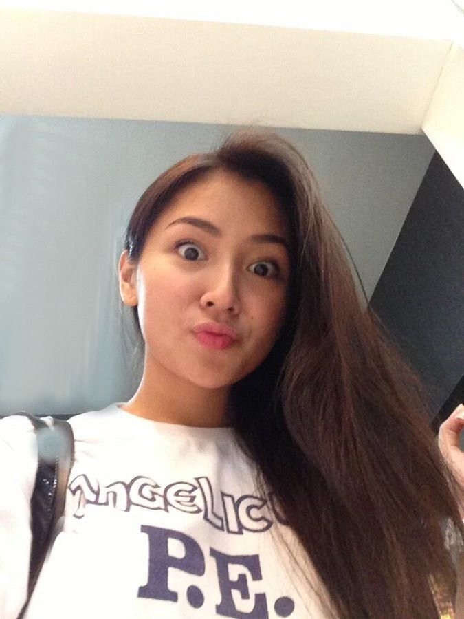 fleuriliegh's tweet photo. #jgh XD good #afternoon, yeorubun! #nag-#lunch na #ba ang #lahat? https://t.co/0N9xkMZNYz