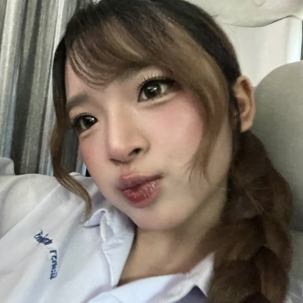 yyfallinlove's tweet photo. เค้าร้ากแป๋ว https://t.co/wShrFb80px
