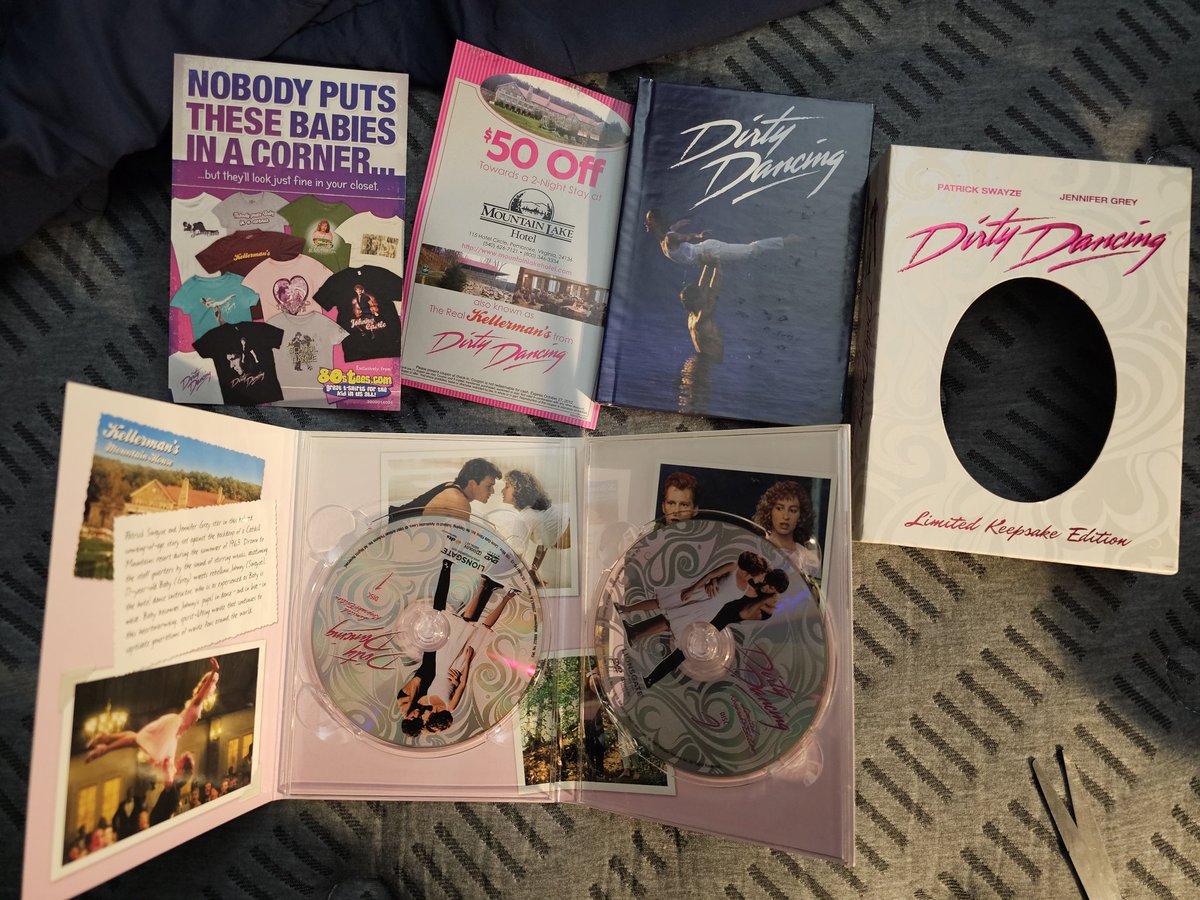 durandurantulsa's tweet photo. Now showing on my 80's Fest Movie 🎬 🎞 🎥 🎦 📽 marathon...Dirty Dancing Limited Keepsake Edition (1987) on classic DVD 📀! #movie #movies #drama #romance #dirtydancing #patrickswayze #rippatrickswayze #jennifergrey #cynthiarhodes #jerryorbach #ripjerryorbach #kellybishop... https://t.co/Pkp9YYHEu5