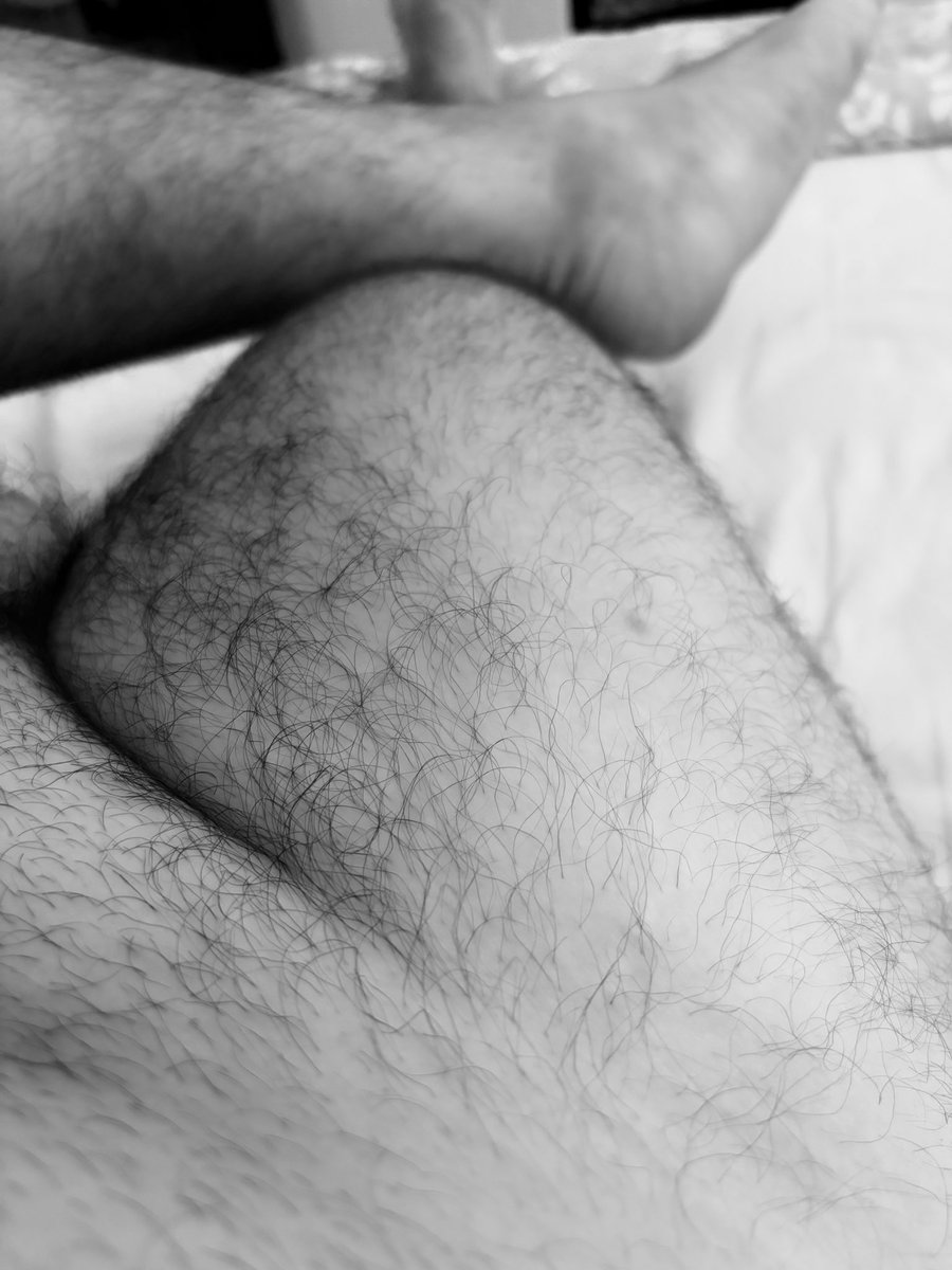 Pepper_Sar's tweet photo. Niente.
Le mie cosce son sempre più coscione…
!
#relax #noslip #bear #gay #gaybears #pelo #coscione #caldo #piede #itagay https://t.co/ewkAWuuW5D