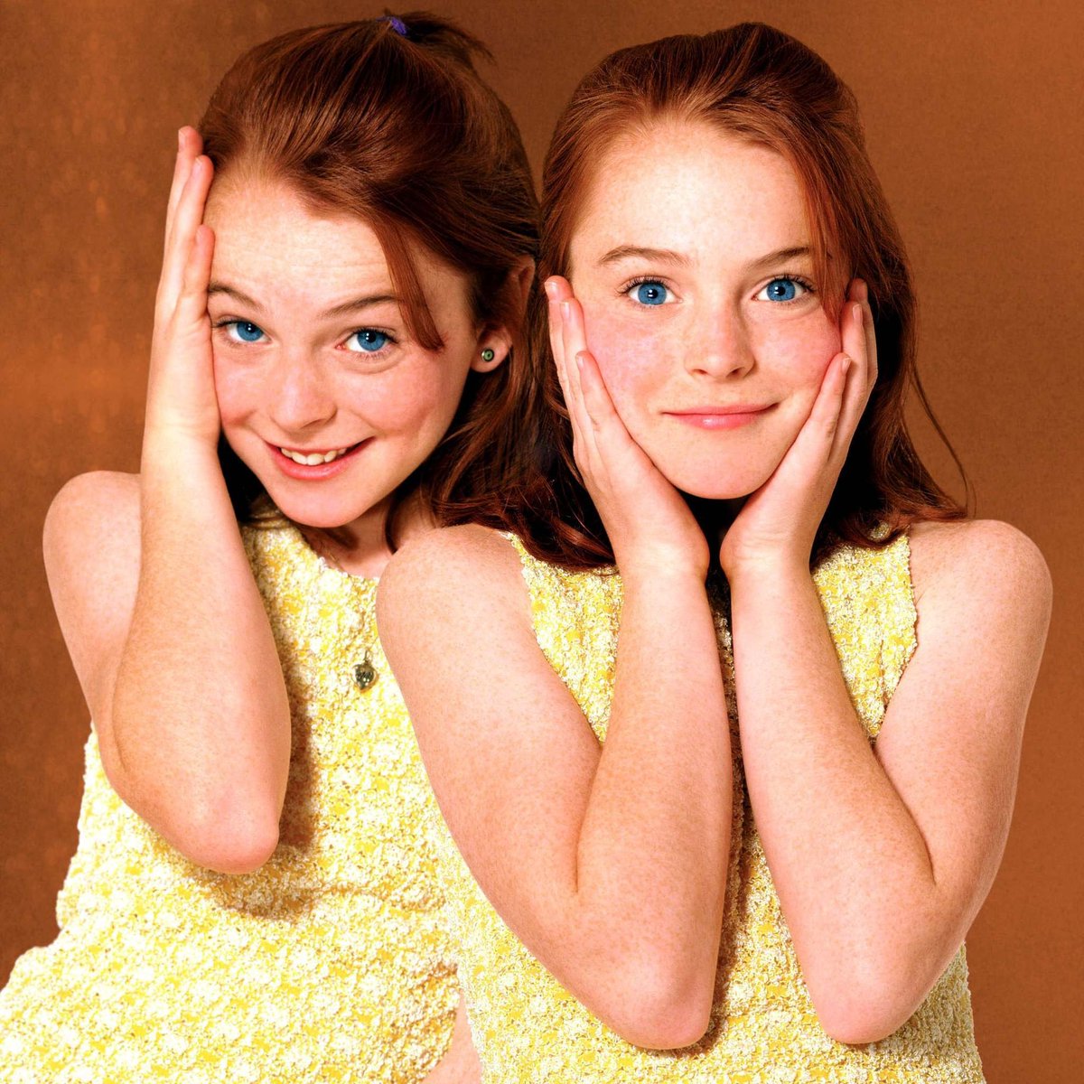 seriesemcena's tweet photo. Lindsay Lohan está completando 40 anos hoje. https://t.co/gxjjXIE0oz