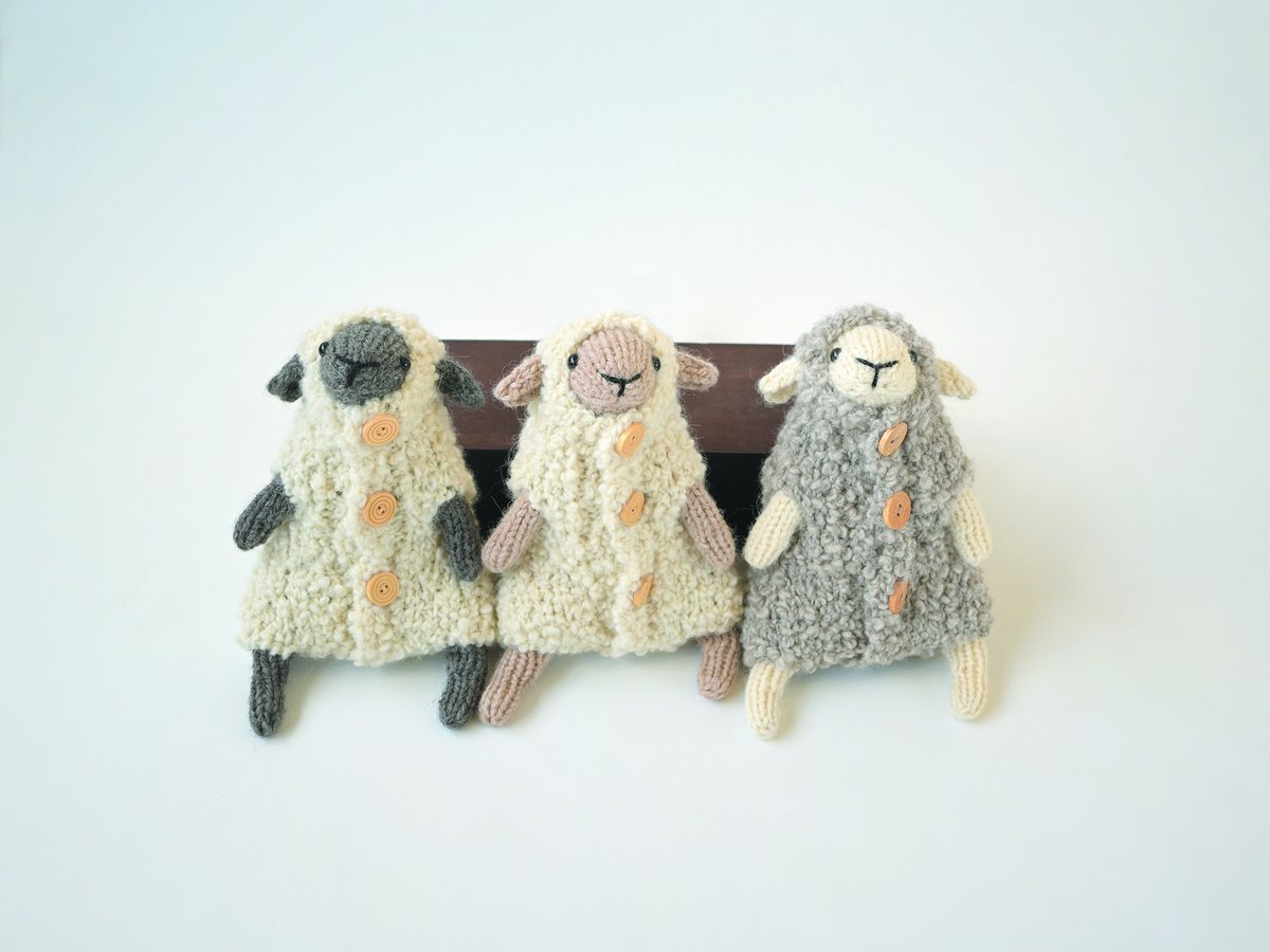 hamanakasyouten's tweet photo. ＼発売予告／
🐏ひつじの着せかえ棒ぐるみ🧶

もこもこの毛皮のひつじさん
毛皮のボタンをはずすとつるんと毛刈りした姿に💕

とってもかわいい棒ぐるみキットは

7/10（金）9：00～

発売開始です！ https://t.co/E32rn0qZOL
