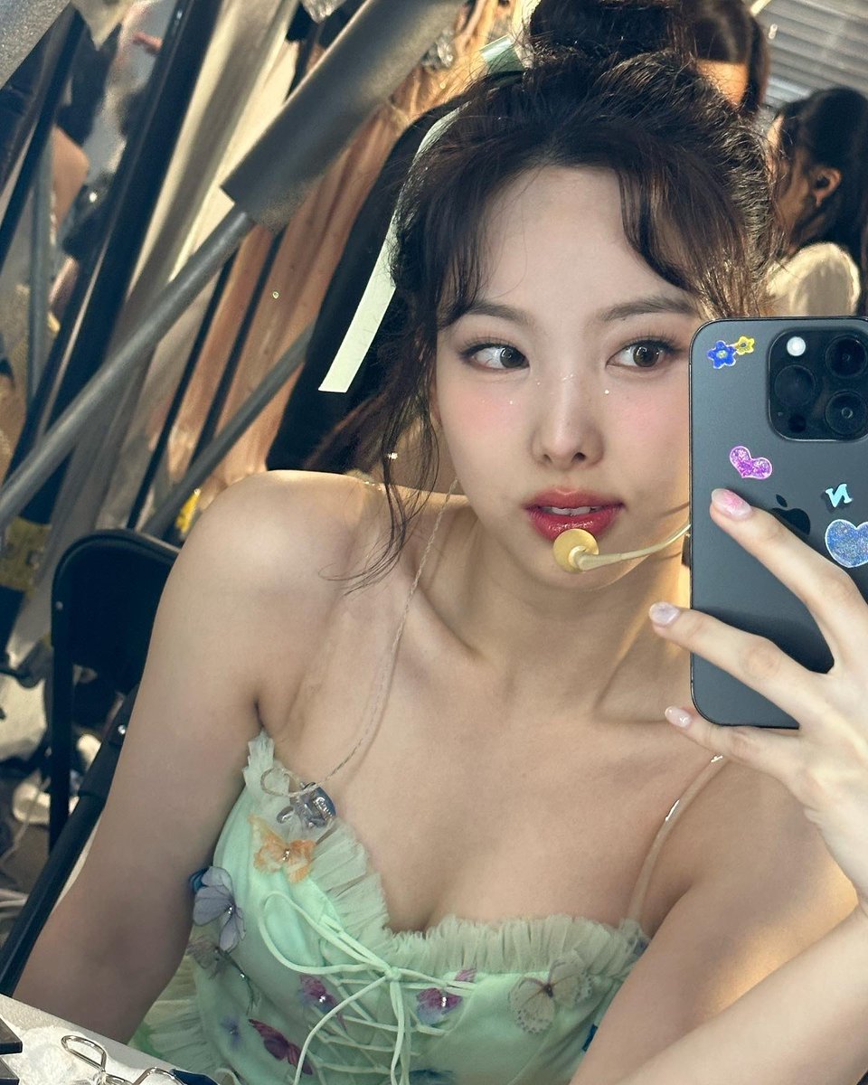 dubushop0528's tweet photo. 🦋 https://t.co/FtpbkzRuGl