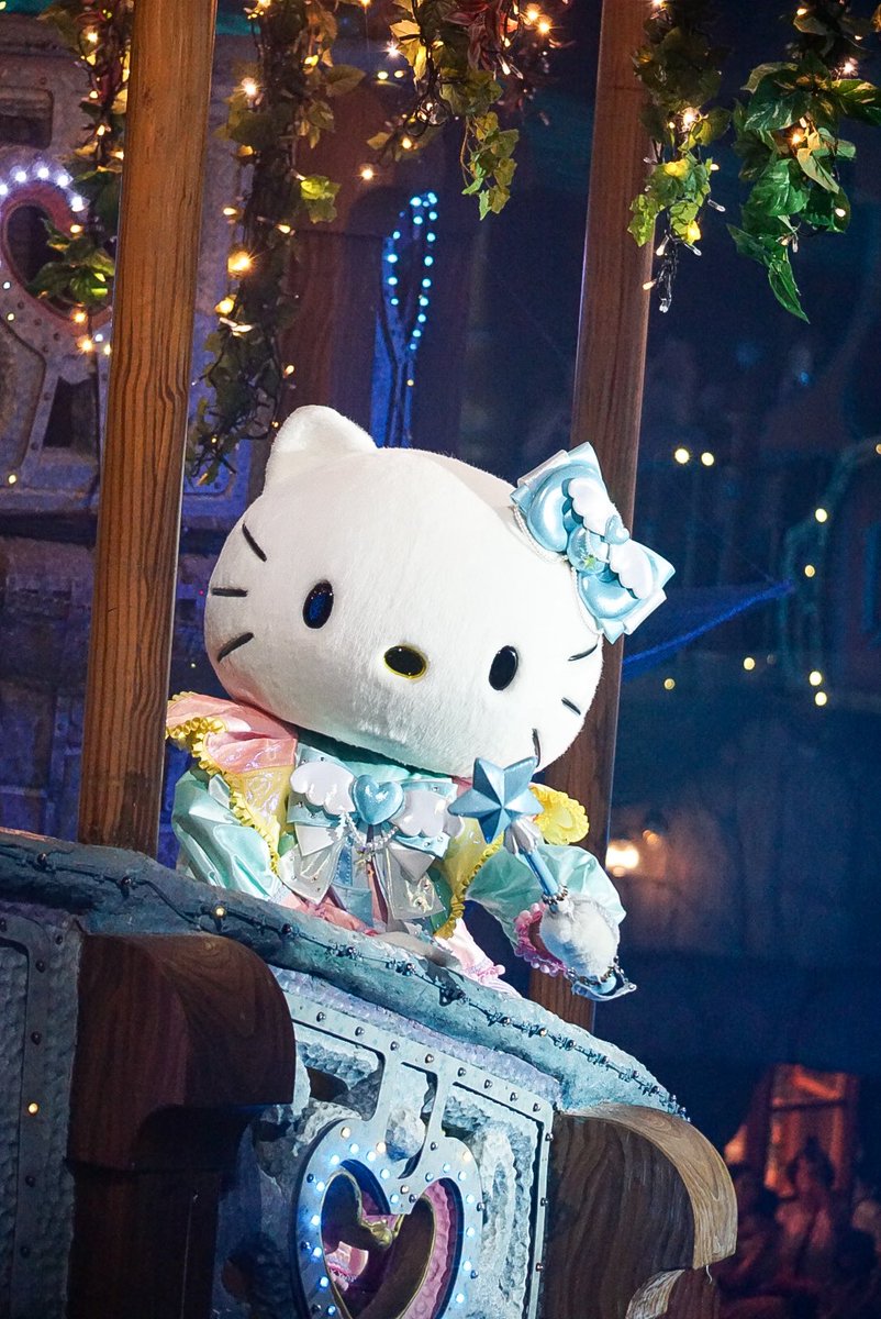 Jafar_mocha's tweet photo. みんなの願い事がかわいい💫💫

キティちゃんのコスチュームもとっても素敵✨️

#wishingstarillumination https://t.co/y0h1aqxc29
