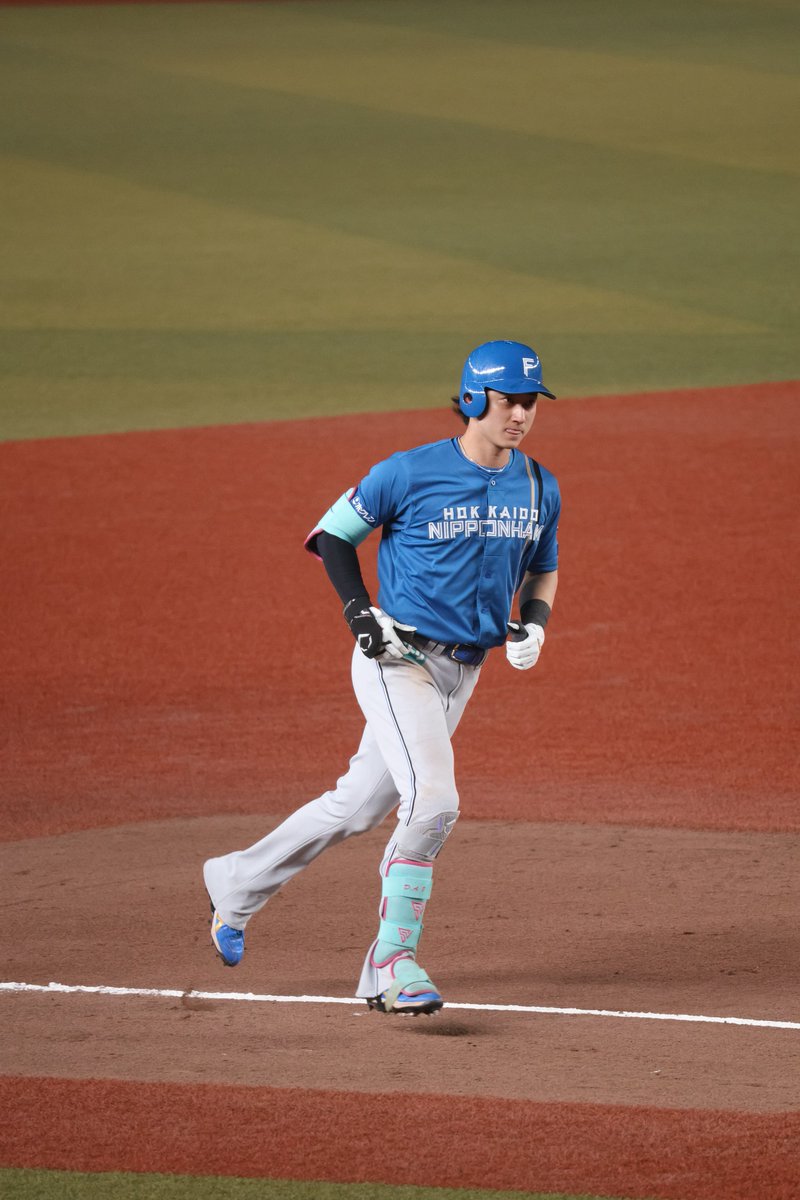 buhanasub's tweet photo. 今季第2号⚾️

2026.05.14 ZOZOマリンスタジアム

#淺間大基
#lovefighters https://t.co/w3pMnfiSlz