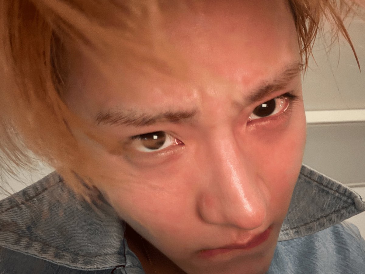 19wons's tweet photo. sangwon keep sends his bareface from +chat so far.. feels raw and hes sooo pretty ♡ https://t.co/4rK4c8I9Lo
