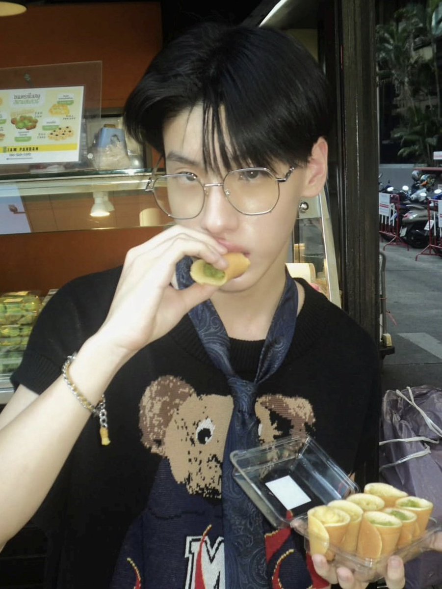babyp_jj's tweet photo. GELBOY 06 เข้าโครงการวิ่งแลกแว่นมั้ยคะ
ทีมแคสบ้านลู้คกี้น่ากลัวมาก😭😭😭😭😭 https://t.co/yQr1aeSVNW