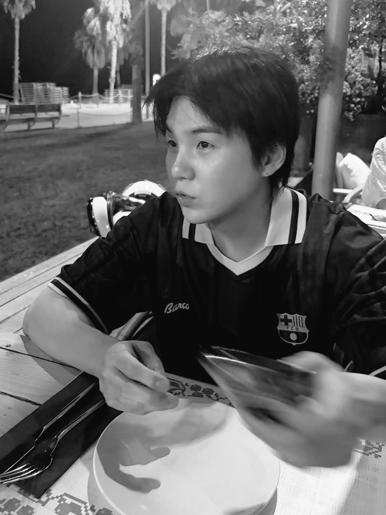 yoonkoopic's tweet photo. https://t.co/eKxzOwHPbq
