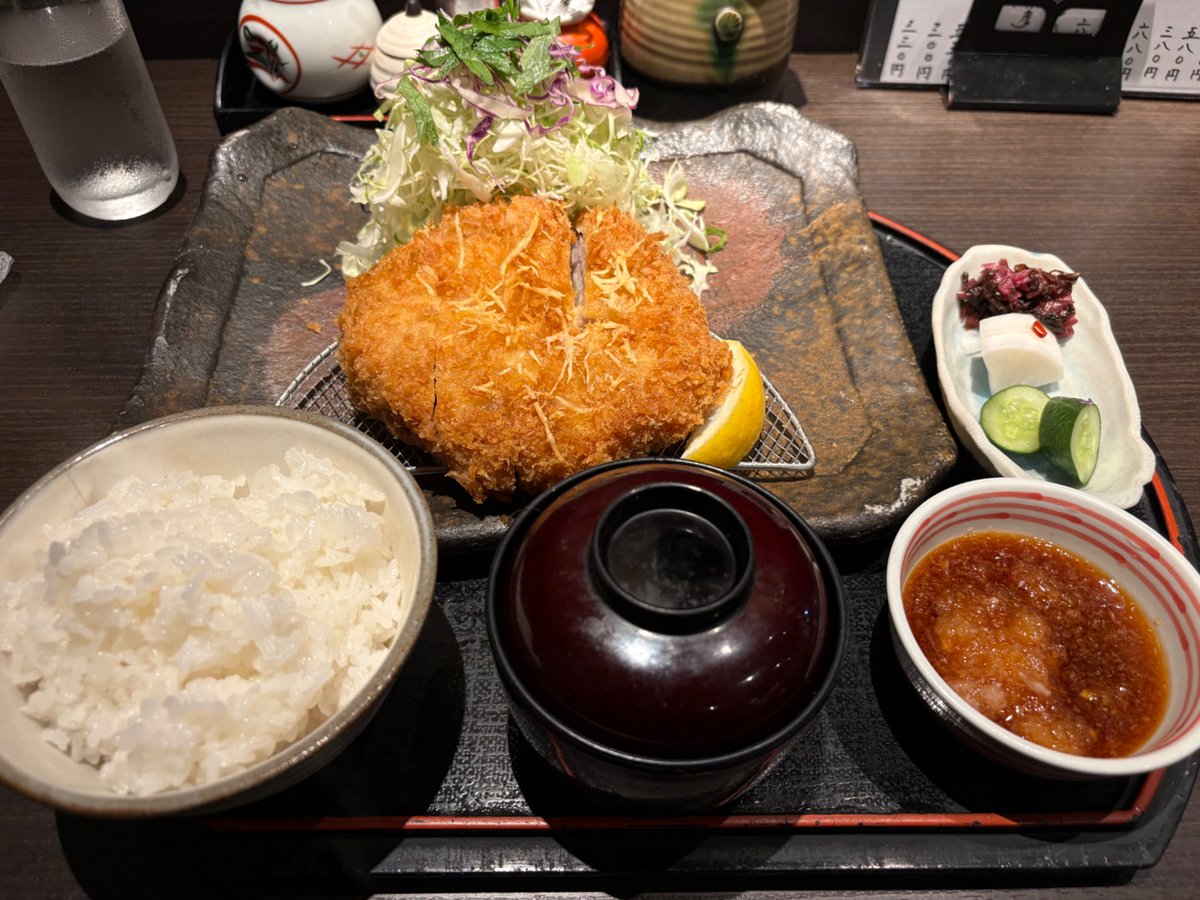 aka_fgn's tweet photo. 豚への耐性も落ちつつある現実。時間には逆らえないのか。 https://t.co/n785QdF5lE