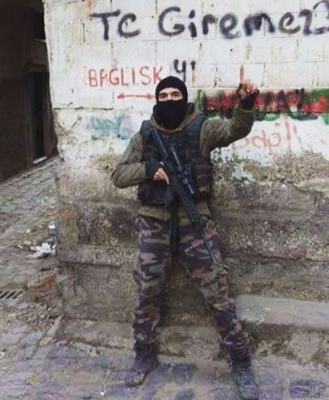 War tweet media