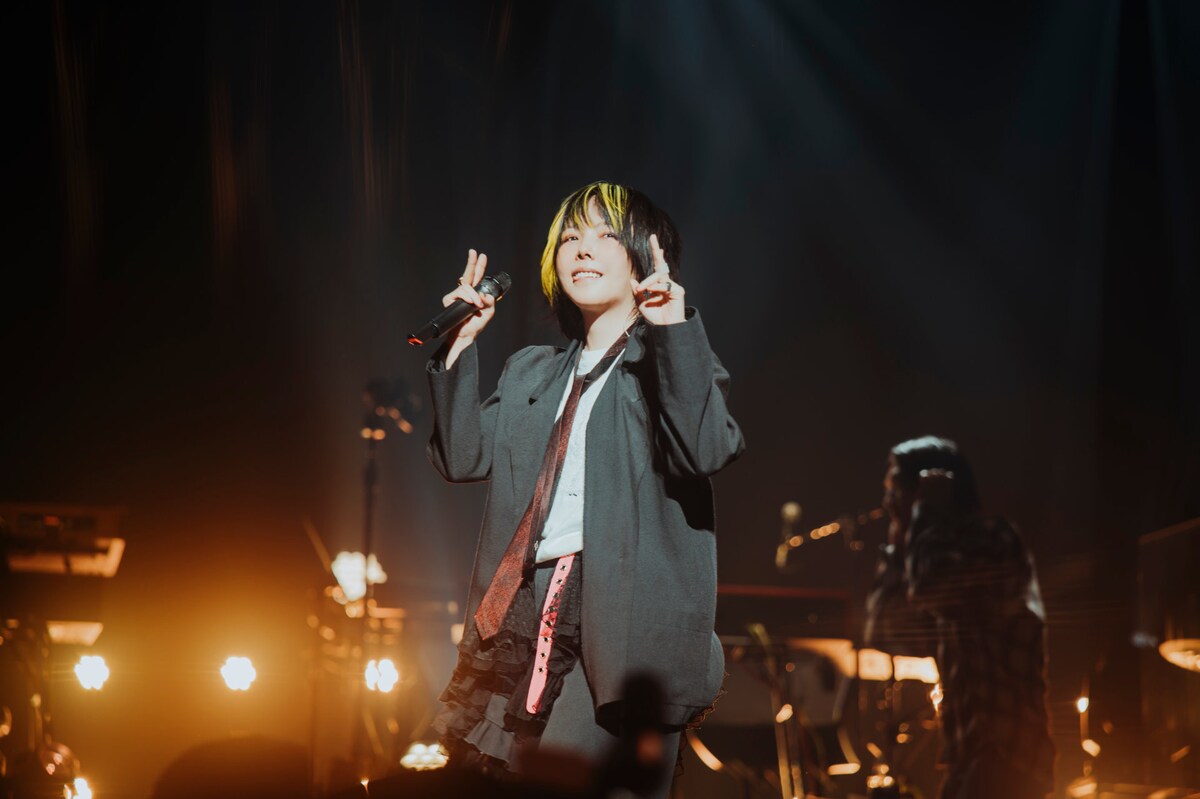 natalie_mu's tweet photo. 【ライブレポート】
aikoが2年ぶり全国ツアーを完走
東京公演は怒涛の3時間40分

⬇️独占カットやレポートはこちら
https://t.co/TbhNXh3kV1

#aiko #LLP25 https://t.co/DxTLkgPSpY