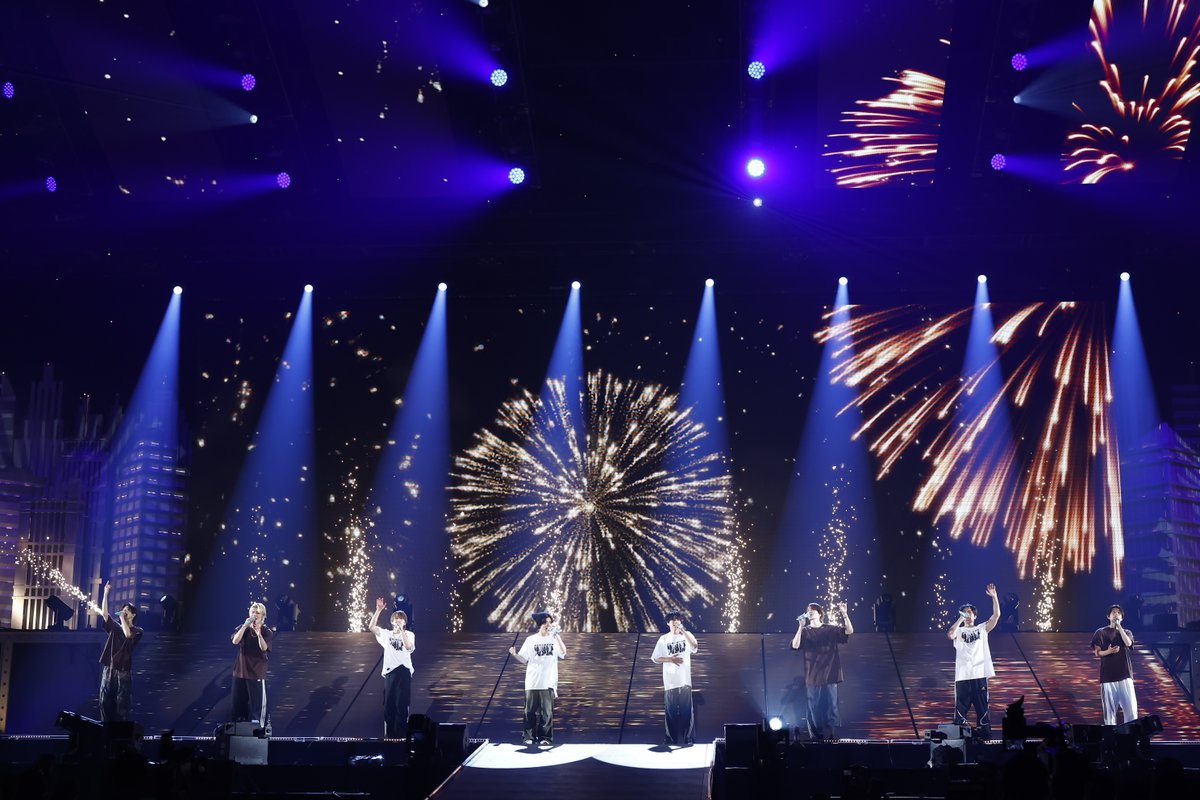 oricon's tweet photo. timelesz菊池風磨、療養中は
メンバーが多忙な中お見舞いへ💐
⠀
松島聡ははちみつ大量｢プーさんみたい｣🍯
橋本将生は”桃鉄”でちゃんとキレる
https://t.co/iic9gorSo5
⠀
一致団結で乗り越えた不在期間
初日映像に菊池「天国から見てるみたいで…💧｣
https://t.co/RtuTNr0KYb

#timelesz_episode2 https://t.co/tYXgMtfYm4