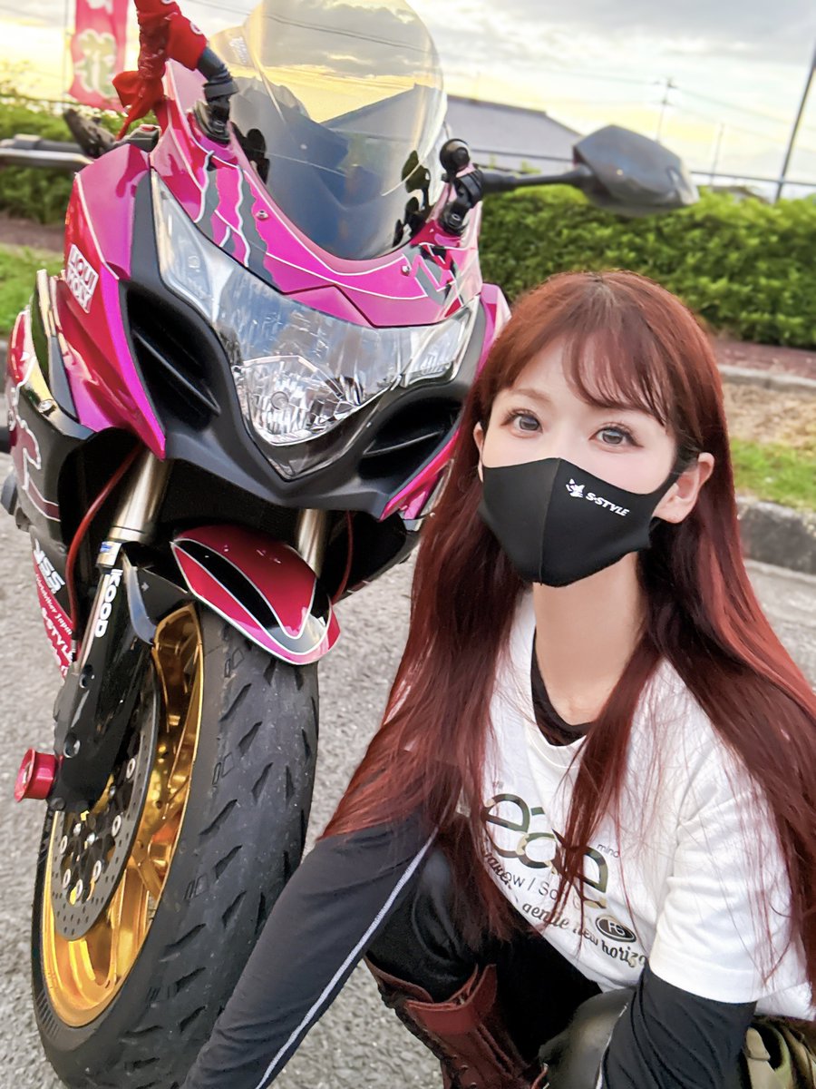 Kuroneko_S_chan's tweet photo. 久しぶりのR1000✨

ギリ暑すぎない😊 https://t.co/sY0AixdX9f