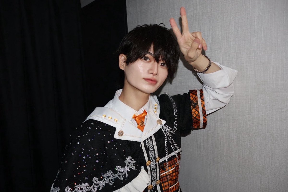 Magi9_Tsubasa's tweet photo. 今年もあと半分楽しもう٩( 'ω' )و https://t.co/eeMuIcSEoz