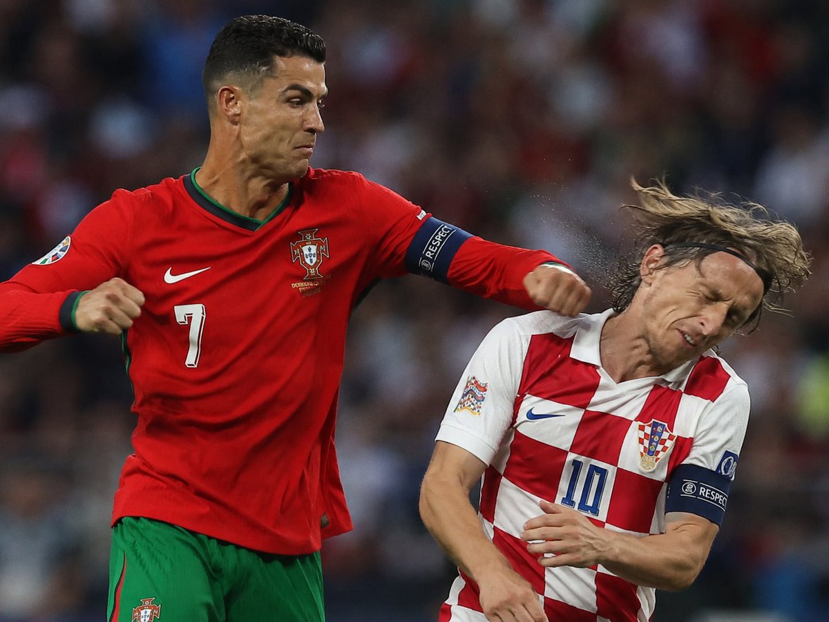 CR7ARG7's tweet photo. EL INDIO SOLARI UNA VEZ CITO: dos que se quieren se dicen cualquier cosa, ellos dos se aman pero hoy la próxima campeona del mundo eliminara a croacia, VAMOS NOSOTROS https://t.co/fXoK5nqtiK