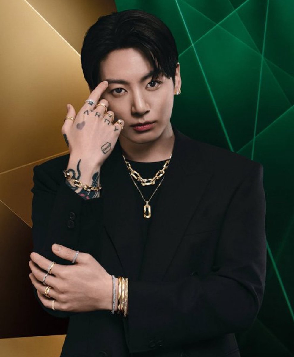 tksovers's tweet photo. "Graff unveils Jungkook of Pop Royalty BTS as its new Global Ambassador"

JUNGKOOK FOR GRAFF
#JUNGKOOKXGRAFF https://t.co/DosDWo1ri5