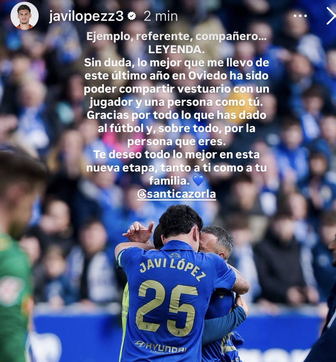 miguel_cuartas's tweet photo. El lateral Javi LÓPEZ, uno de los que se partió la cara por este escudo, a pesar del desastre de temporada a nivel general, se despide así de Santi CAZORLA:

“Ejemplo, referente, compañero… LEYENDA”.

#GraciasSanti https://t.co/VeWKHBhZfl