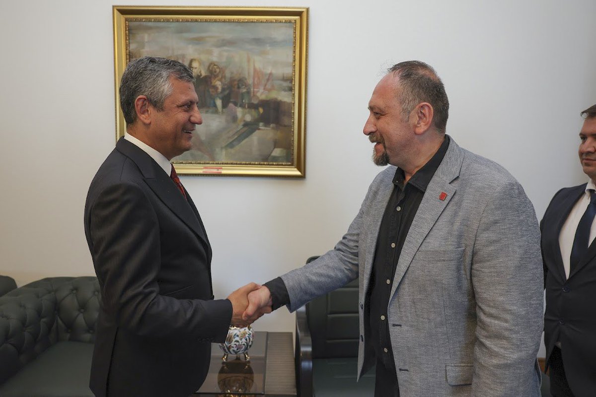 arikan_ali's tweet photo. Seçilmiş Genel Başkanımız Özgür Özel’in her daim yanındayız! https://t.co/tMaRq6okYZ