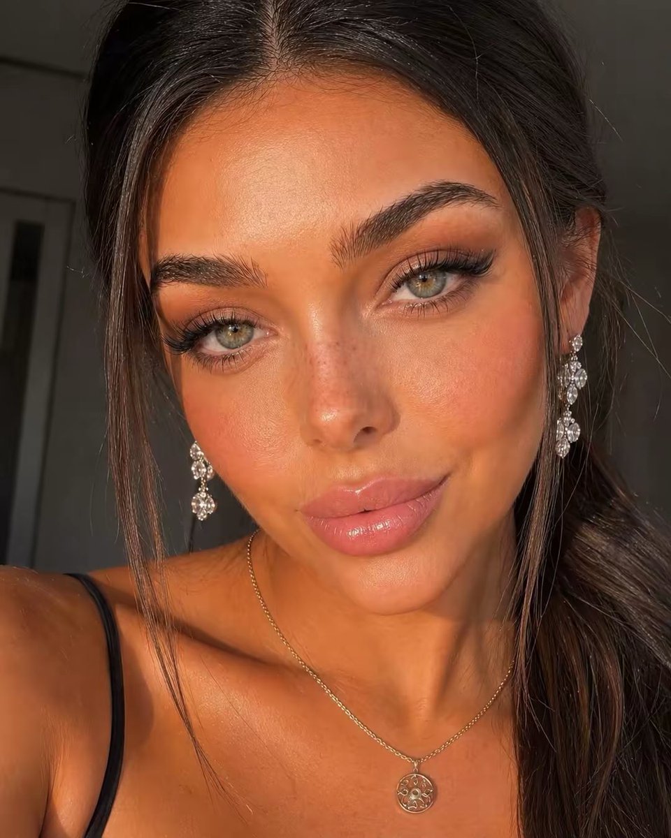 LivXfun's tweet photo. Might not have all the money right now but I have a pretty face, idc https://t.co/wKgaFsqS1a