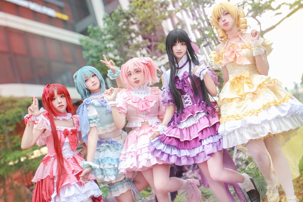 Cosplay_Renka's tweet photo. 【Cosplay / まどか☆マギカ ~Magia Day~】

触れた心は輝いた 鮮やかな色になって
羽ばたくよ 希望乗せて

2026.06.27
acosta!@SEOUL

#魔法少女まどかマギカ #MadokaMagica #コスプレ #cos #아코스타서울 #アコスタソウル https://t.co/FVSJQakrwr