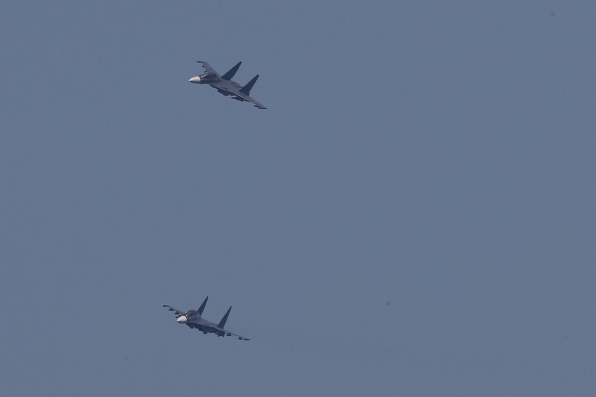 NATOJFCBS's tweet photo. Russia continues to test @NATO 's vigilance.
Last week ships operating in the Baltic Sea encountered Russian military aircraft and a Russian reconnaissance vessel conducting close surveillance.
We remained calm, professional, and fully compliant with international law.
Our presence isn't symbolic.
It's visible.
It's persistent.
Together, we defend every Ally. Every inch.
#BalticSea #WeAreNATO
