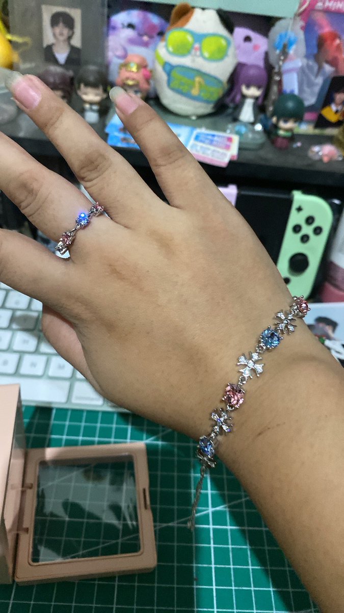 Yayandere_'s tweet photo. Sulit pag impulsive buy 💕 https://t.co/hlA1WbT8RZ