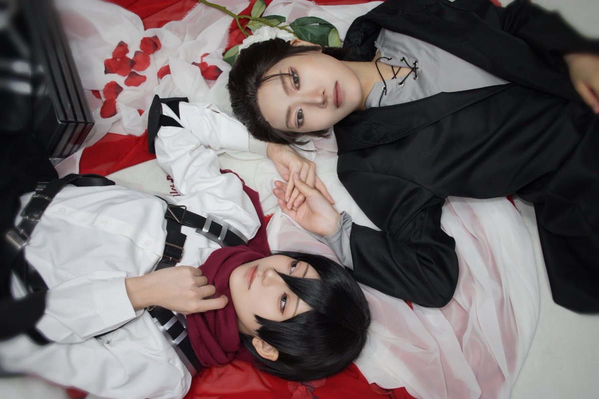 kimuchii_25's tweet photo. cos. AOT  進撃の巨人
Eren Yeager
エレン・イェーガー　

____願っていた未来 

ﾐｶｻ→つくもちゃん
ｶﾒﾗ→いごさん https://t.co/6KwwnbCue6