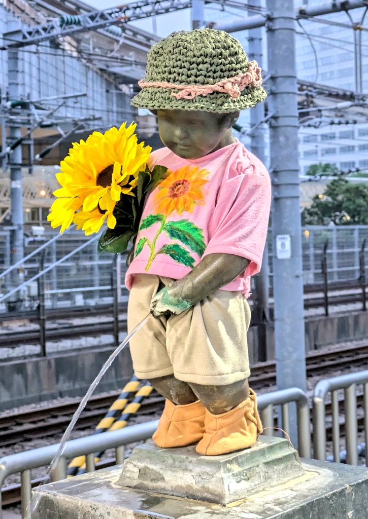 karinneko's tweet photo. 2026年7月1日撮影
JR浜松町駅
小便小僧

聞かれたので書いておくが、3番・4番ホーム（品川方面）の一番南側（品川寄り）にある。 https://t.co/dAuWzwGnvm