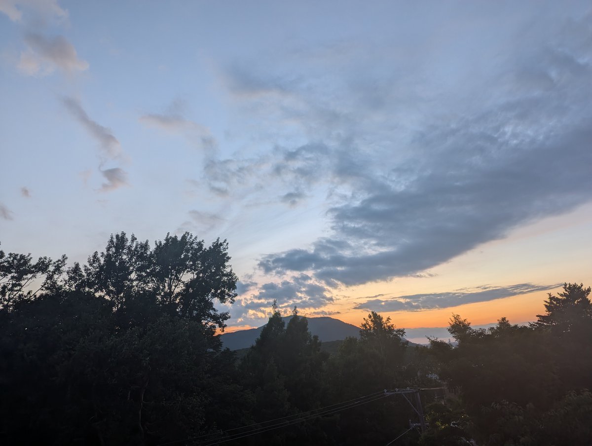 onsenosmmi's tweet photo. 🌇 https://t.co/WN0Pqk5tDh
